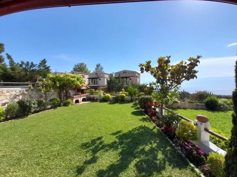 Villa Sunny Poseidi Possidi Esterno foto