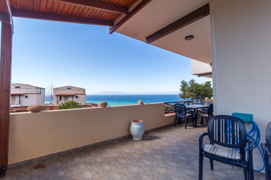 Villa Sunny Poseidi Possidi Esterno foto